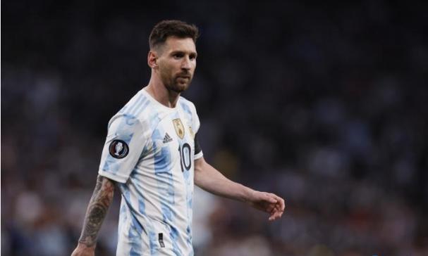 湖人2关键球员展现全面实力，斯玛特攻守兼备，里弗斯控场完美